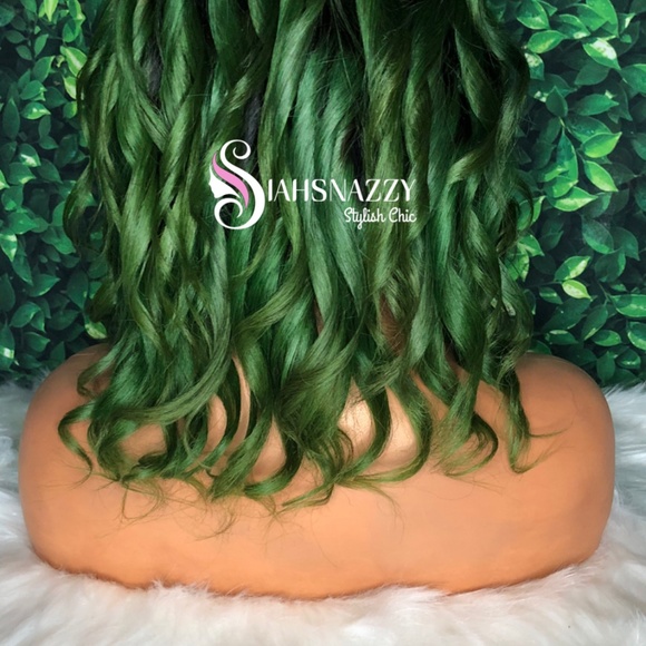 Meet your Posher - Picture 12 of 15